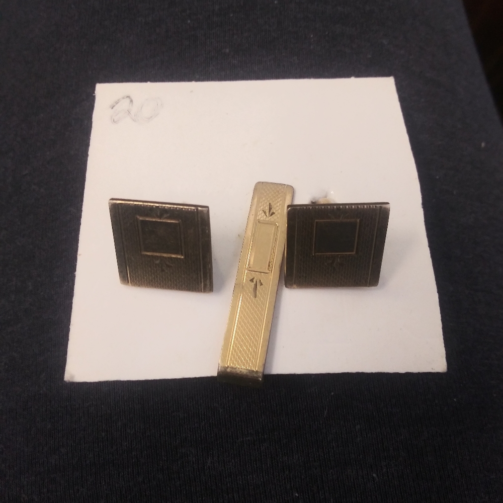 Simmons Square and Stamp Vintage Cufflinks and Tie